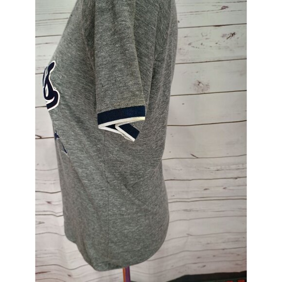 Atlanta Braves Womens V-Neck Tee By 5th & Ocean Size‎ M Gray Cotton Blend - Picture 6 of 9